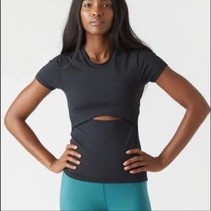 GLYDER Keyhole Black Tee Shirt sz M